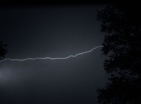 Why Lightning Strikes the Same Place More Than Once — Nature trivia by Trivia Daily
